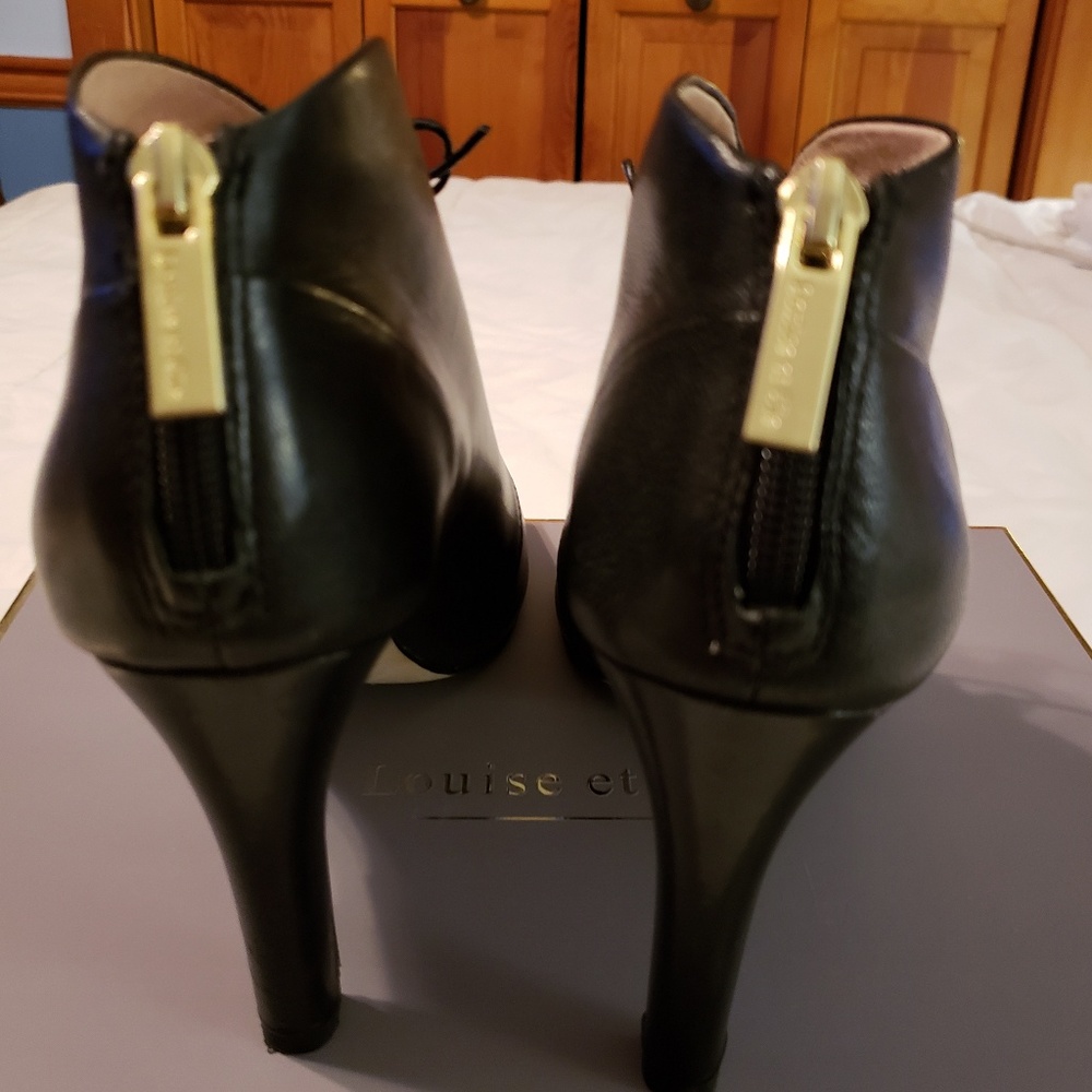 Black open toe bootie by Louise et Cie - Picture 5 of 6